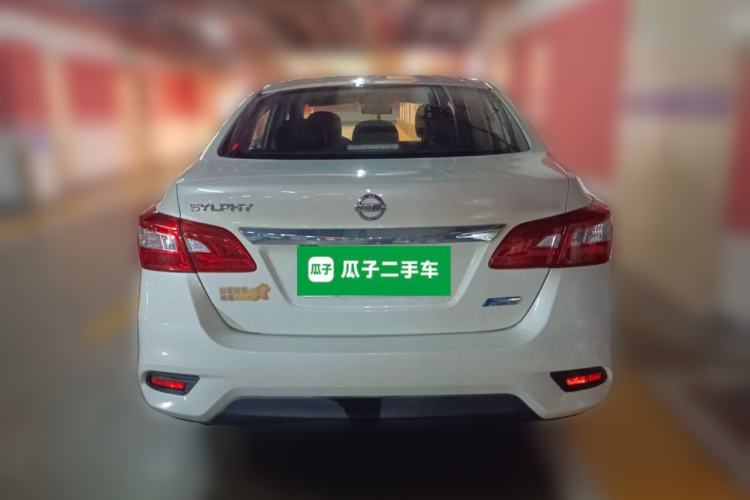 Used Nissan Sylphy 2019 1.6XV CVT Smart Connect Luxury Edition China VI Standard Rear