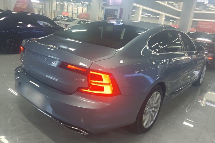 Used Volvo S90 2020 T5 Zhiyi Luxury Edition