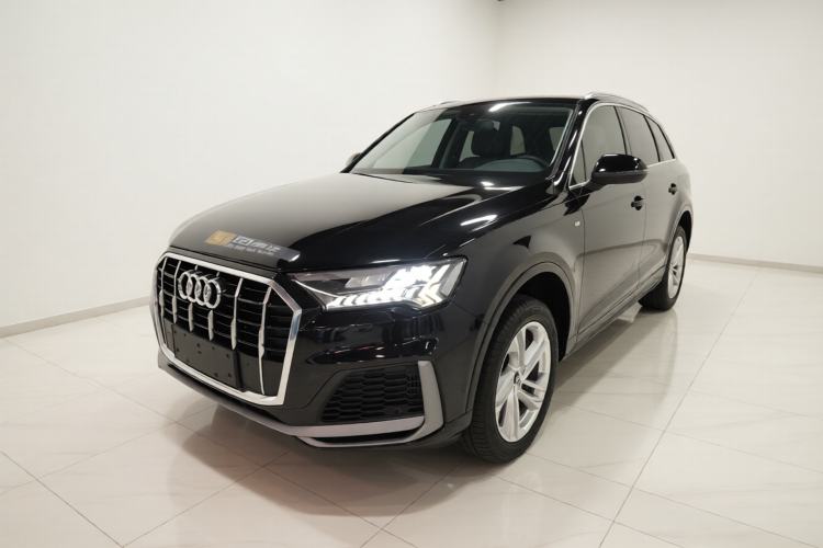 Used Audi Q7 2021 55 TFSI quattro S line Sport model