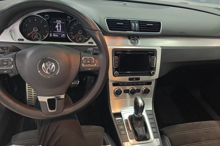 Used Volkswagen FAW-Volkswagen CC 2016 1.8TSI Prestige Model
