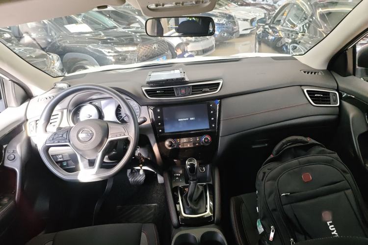 Used Nissan Qashqai 2019 2.0L CVT Smart Enjoyment Version Center Console
