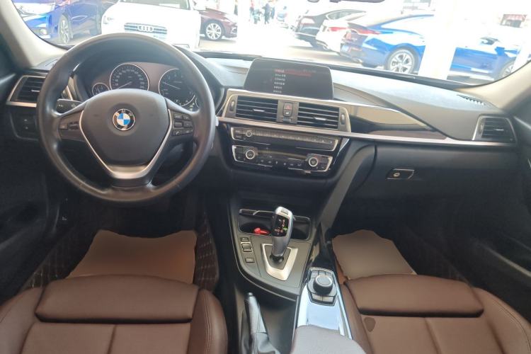 Used BMW 3 Series 2018 320Li Fashion Model

