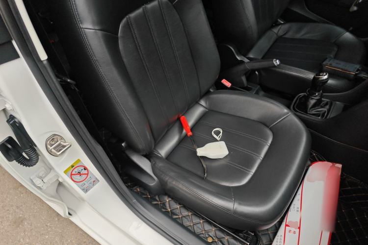 Used Skoda Rapid 2018 1.6L Manual Standard Edition Right Front Seat