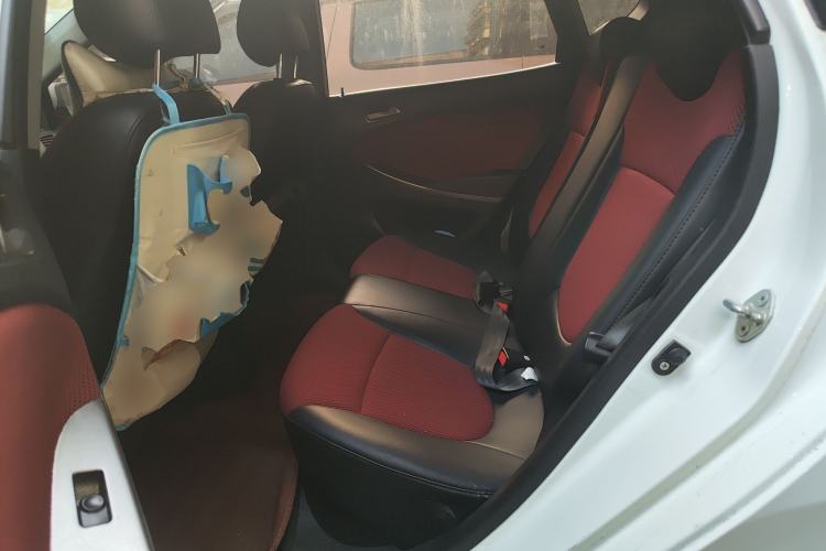 Used Hyundai Verna Ray 2014 1.4L Automatic GLX
