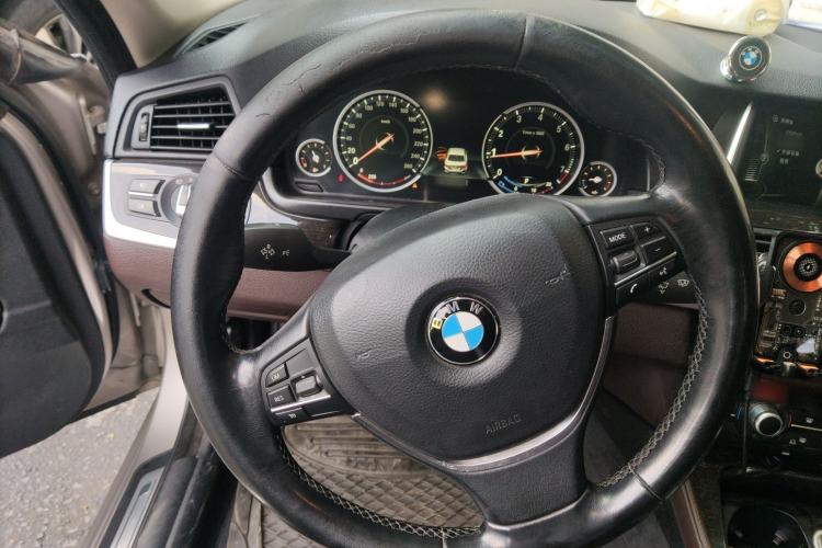 Used BMW 5 Series 2014 525Li Luxury Design Package