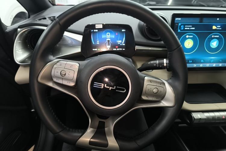 Used BYD Dolphin 2023 420 km Fashion Edition