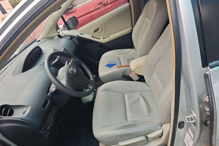 Used Toyota Yaris 2011 1.6E Automatic Charm Edition Left Front Seat