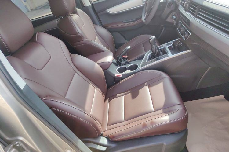 Used FORTHING T5 2022 Grand Edition 1.6L Manual Dream-Chasing Five-Seat Model
