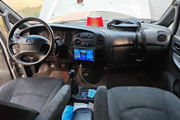 Used JAC Refine 2011 2.0L Shuttle Gasoline Standard Edition HFC4GA3
