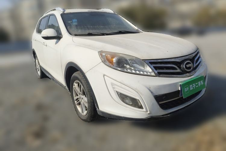 Used GAC Trumpchi GS5 2014 2.0L Automatic Two-Wheel Drive Anniversary Value Edition Front Right 45 Deg