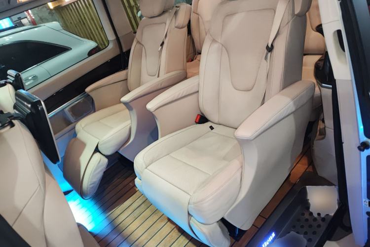 Used Mercedes-Benz V-Class 2016 V 260 Prestige Edition