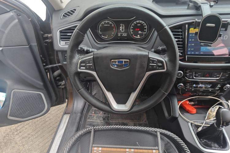 Used Geely Auto Vision X6 2016 1.8L Manual Luxury Model
