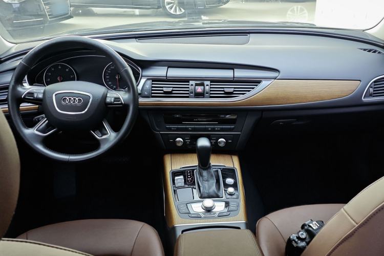 Used Audi A6L 2018 30th Anniversary Edition 30 FSI Style Model Interior 2