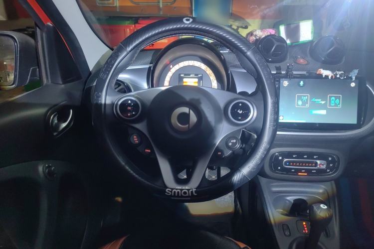Used smart forfour 2018 1.0L 52kW Passion Edition Steering Wheel