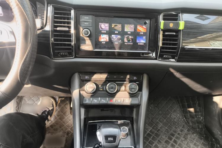 Used Skoda Kodiaq 2019 Facelifted TSI380 7-Seater All-Wheel-Drive Luxury Enjoyment Edition China VI Standard