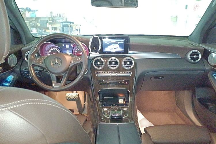 Used Mercedes-Benz GLC 2018 GLC 260 4MATIC Dynamic Edition
