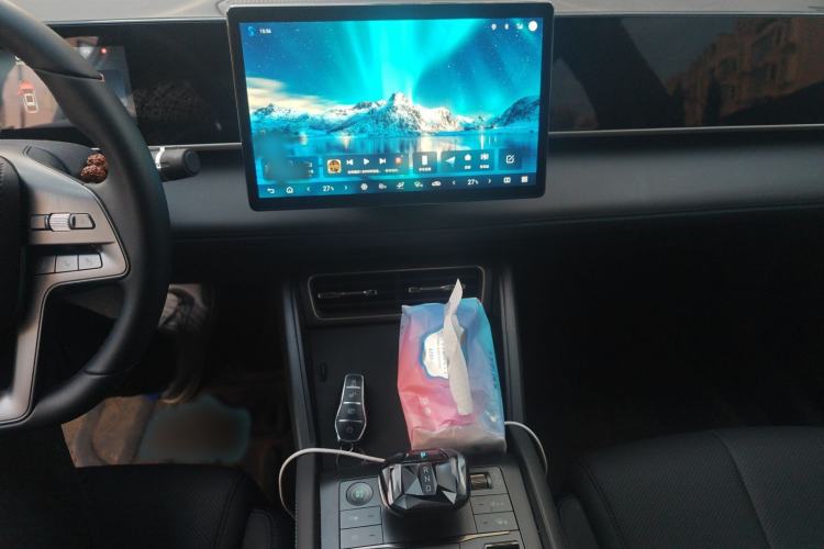 Used BYD Qin L 2025 DM-i Smart Drive 80KM Leading Model
