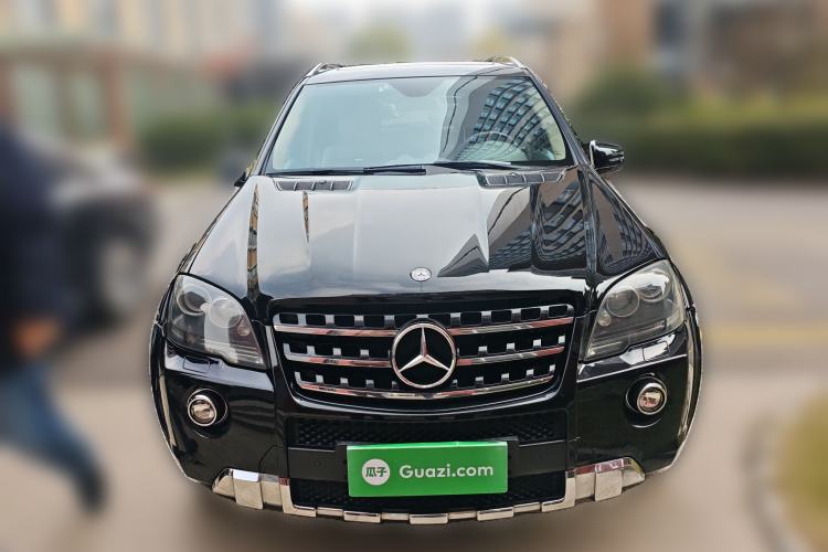 Used Mercedes-Benz M-Class AMG 2011 AMG ML 63 Front