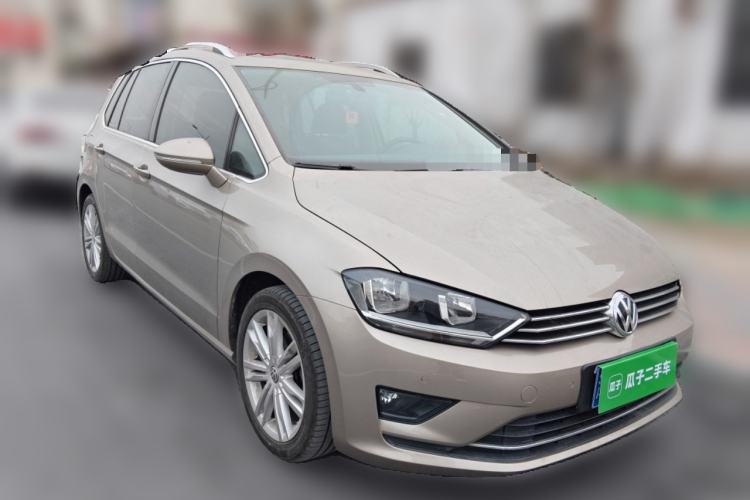 Used Volkswagen Golf Sportsvan 2016 280TSI Automatic Luxury Model Front Right 45 Deg