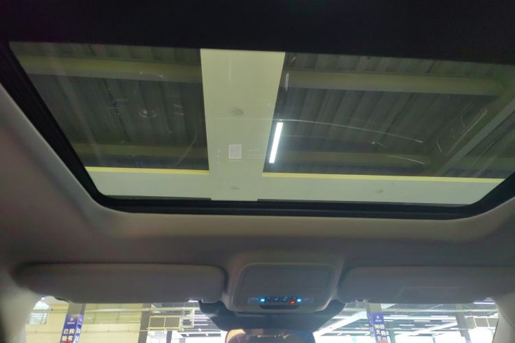 Used Ford Explorer 2024 2.3T EcoBoost All-Wheel Drive Stylish Plus Version 7 Seats
