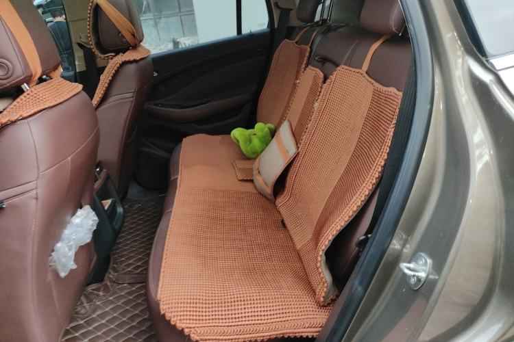 Used Buick Envision 2017 20T Two-Wheel Drive Elite Version Left Rear Seat