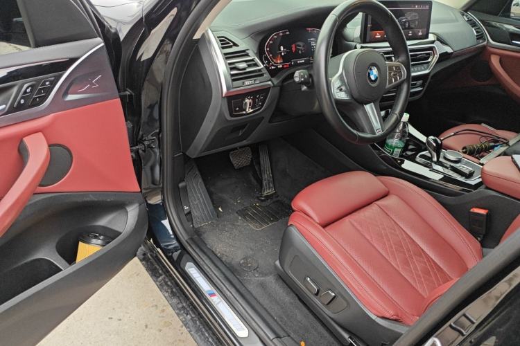 Used BMW X3 2023 xDrive25i M Sport Package Driver Seat