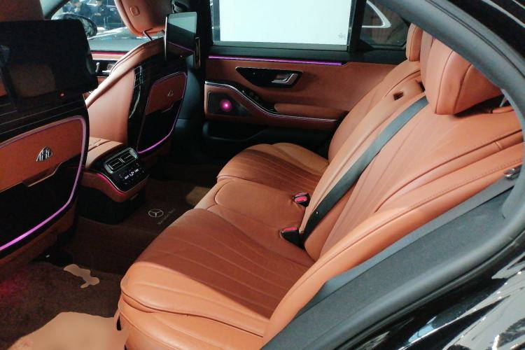 Used Mercedes-Benz S-Class 2023 S 400 L Business Model Left Rear Seat