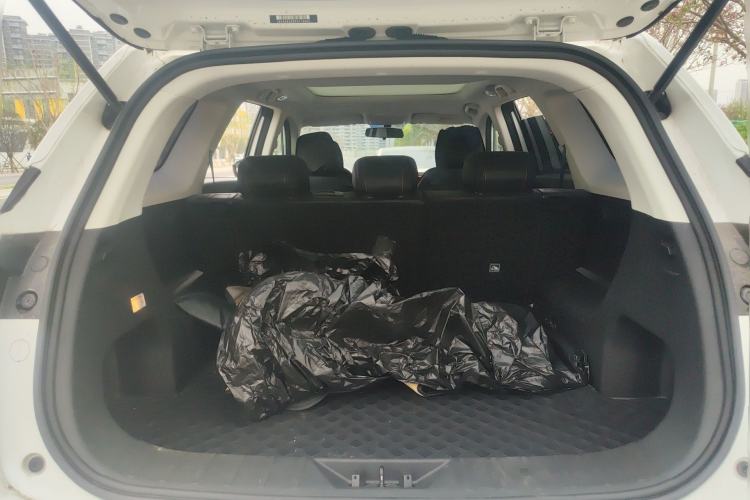 Used CHANGAN OSHAN X7 PLUS 2023 Enjoy Edition 1.5T Automatic Smart Version Trunk