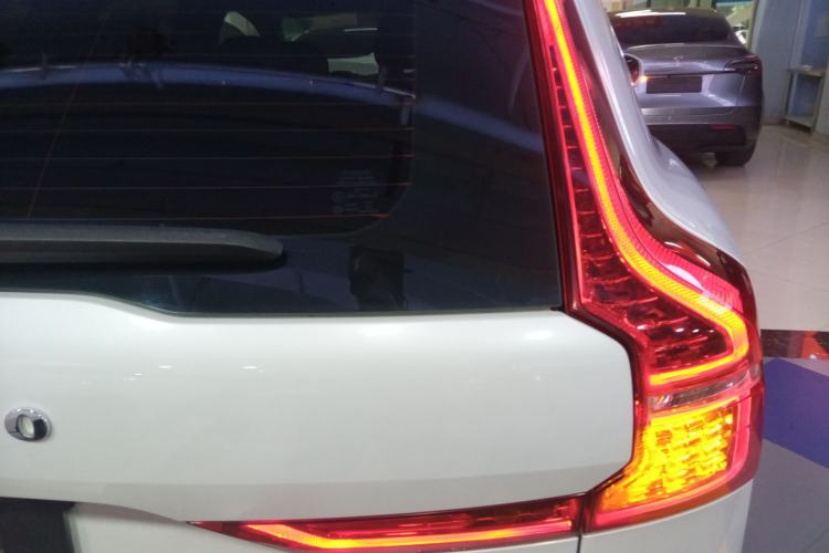 Used Volvo XC60 2019 T5 4x4 Smart Edition China V Standard