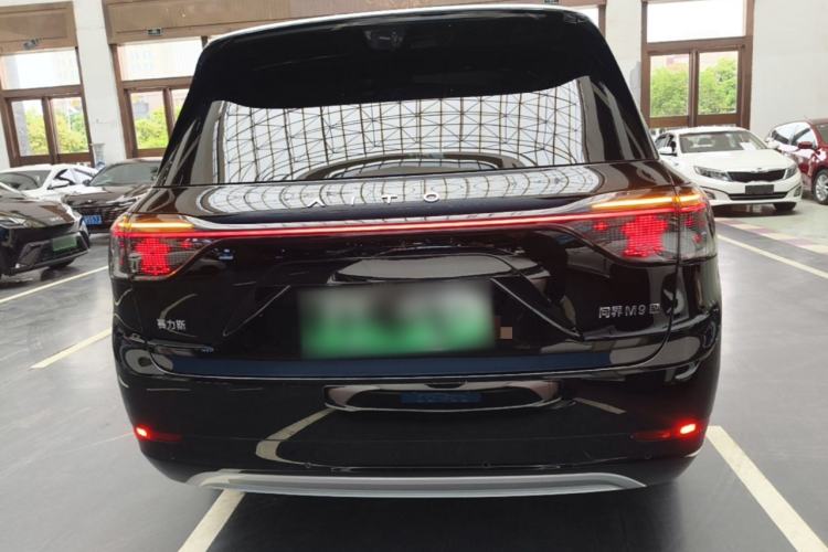 Used Hima AITO M9 2025 Pure Electric Ultra Version 100 kWh 6-Seater Model Rear