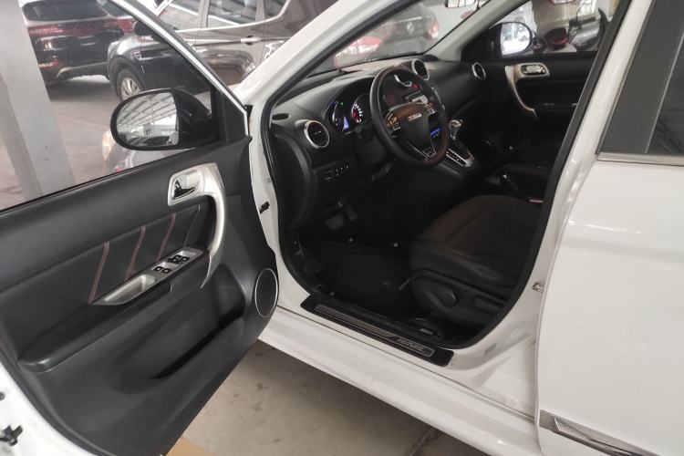Used Haval H6 2016 Upgraded Model 1.5T Automatic Two-Wheel Drive Elite Version