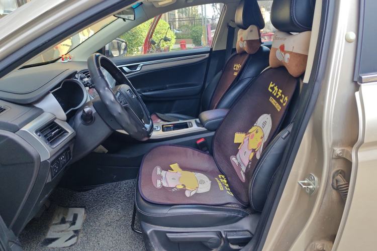 Used Geely Auto Emgrand GL 2017 1.3T DCT Elite Model Left Front Seat