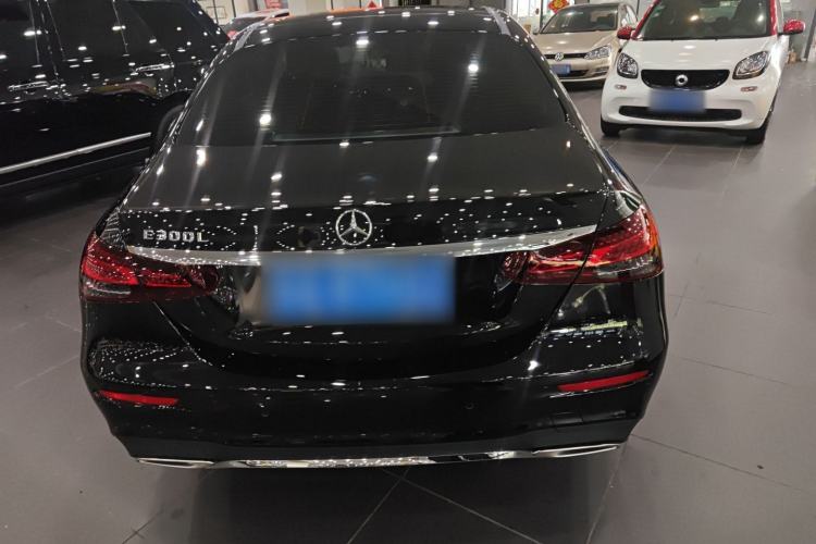 Used Mercedes-Benz E-Class 2023 Restyled E 300 L Sporty and Stylish Edition
