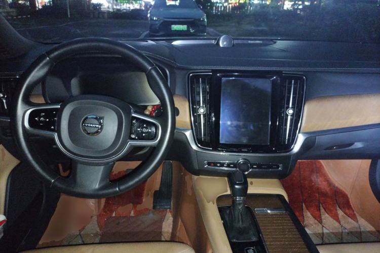 Used Volvo S90 2018 T5 Prestige Edition