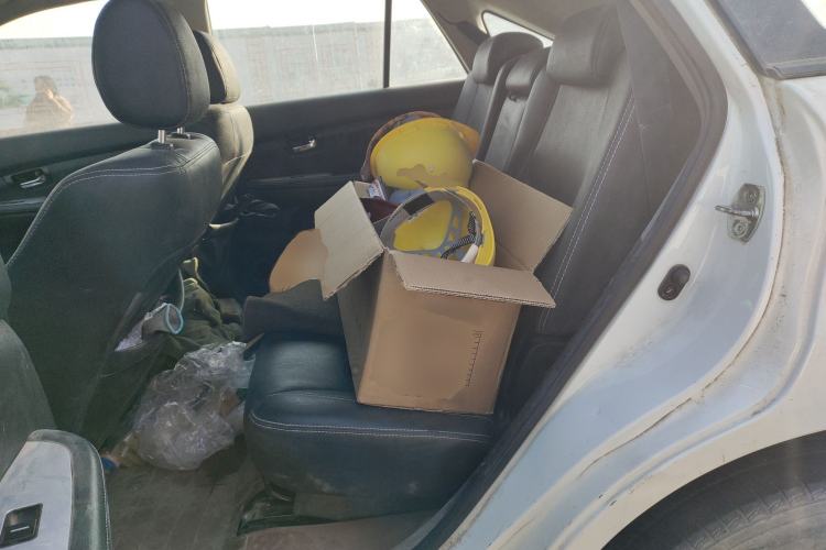 Used BYD S6 2014 2.0L Manual Luxury 5-Seater