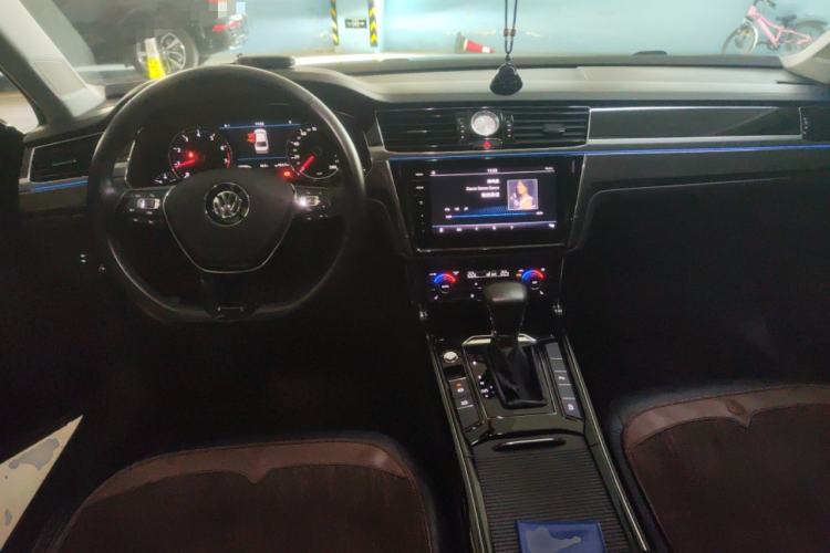 Used Volkswagen Phideon 2018 Revised Version 380TSI Two-Wheel Drive Business Edition