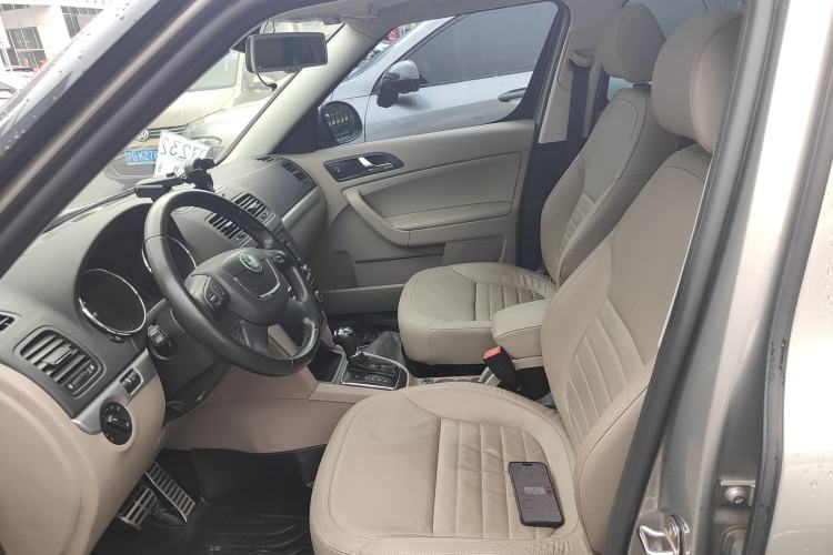 Used Skoda Yeti 2013 1.8T DSG Prestige Edition Left Front Seat