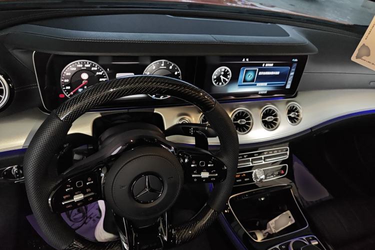 Used Mercedes-Benz E-Class 2017 E 200 Coupe Center Console