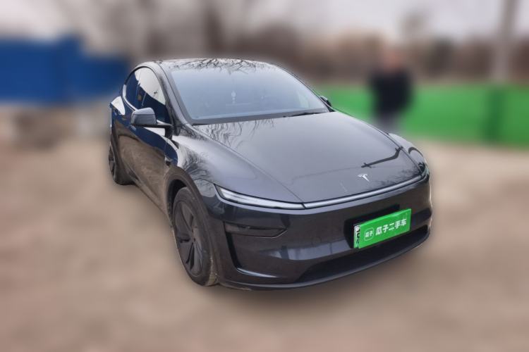 Used Tesla Model Y 2025 Rear-Wheel-Drive Version
