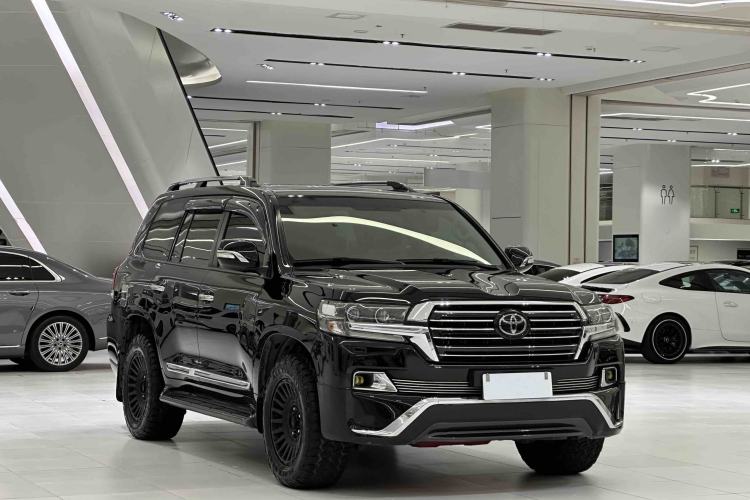 Used Toyota Land Cruiser 2017 4.0L GX 7-Seater U.S.-Spec Version