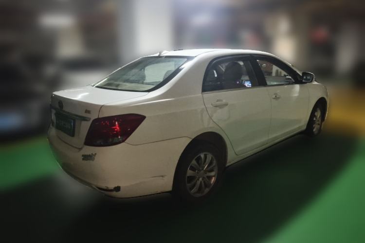 Used BYD Surui 2013 1.5L Manual Luxury Model
