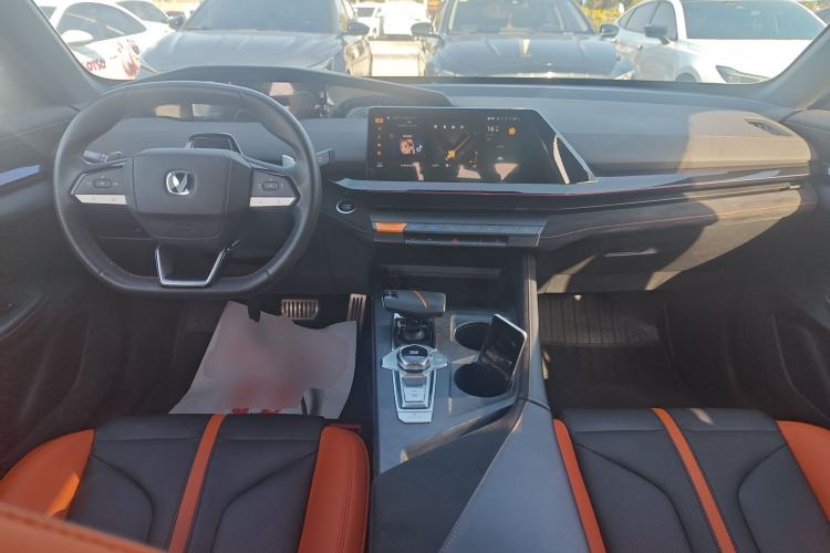 Used Changan UNI-V 2024 1.5T Prestige Sport Edition
