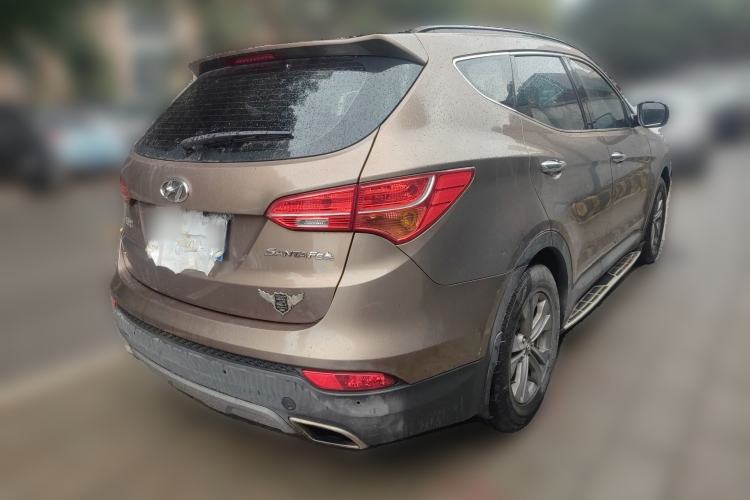 Used Hyundai Santa Fe 2013 2.4L Automatic Two-Wheel Drive Smart Version