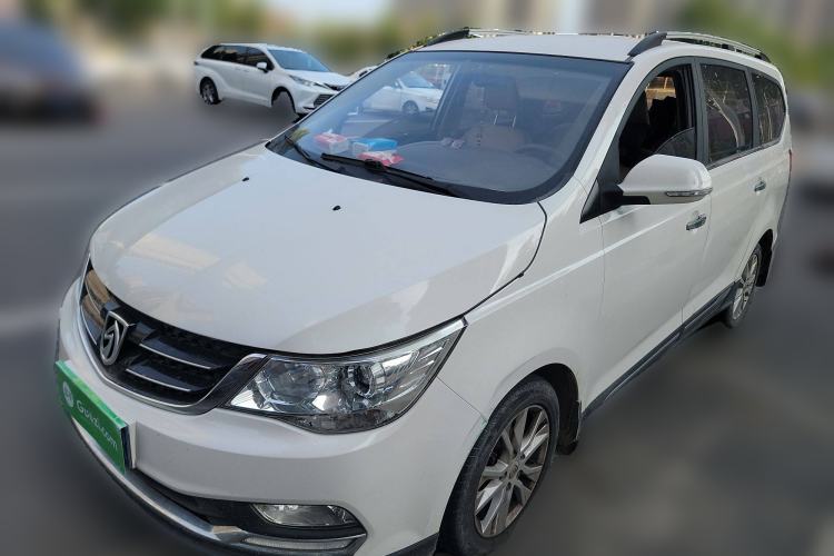 Used Baojun 730 2016 1.5L Manual Comfort Version 7 Seats China V Emission Standard