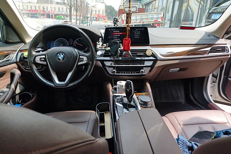 Used BMW 5 Series 2019 Facelifted 525Li Luxury Package