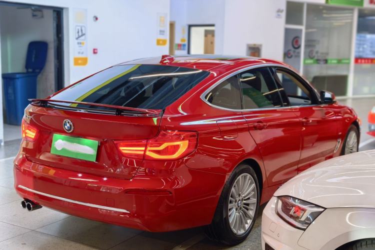 Used BMW 3 Series GT 2017 320i Luxury Design Package