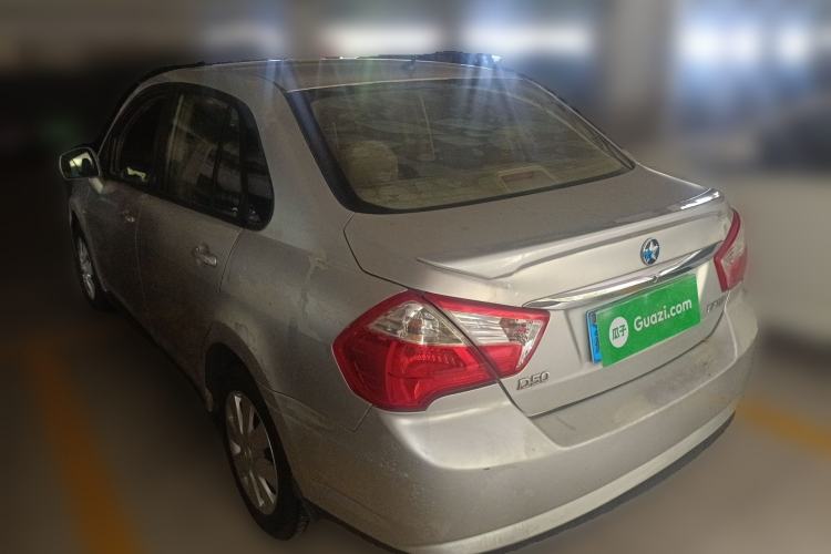 Used Venucia D50 2013 1.6L Manual Fashion Edition Rear Left 45 Deg