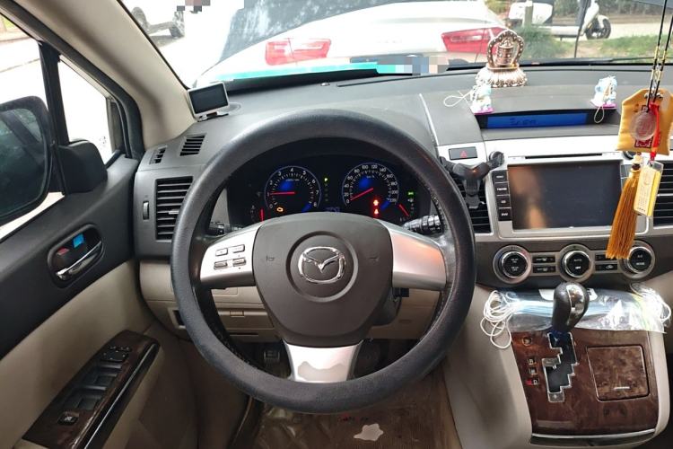 Used Mazda 8 2011 2.3L Ultimate Edition Steering Wheel