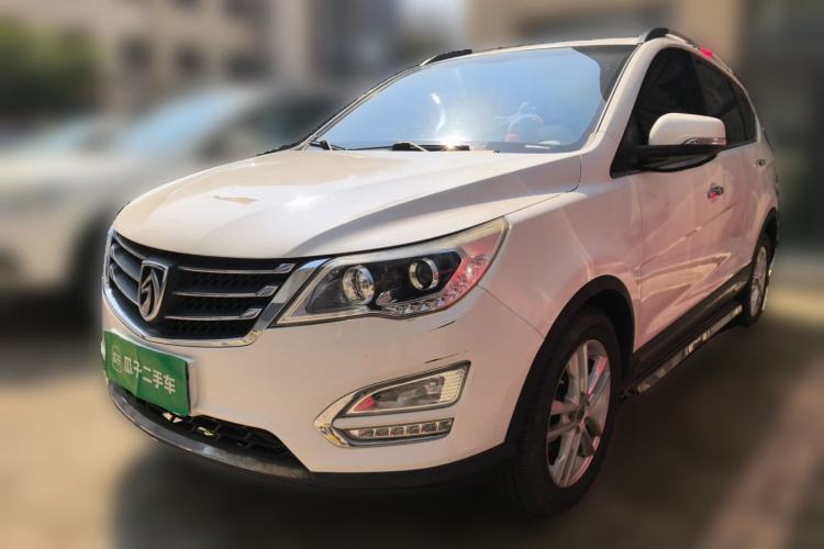Baojun 560 2015 1.8L Manual Elite Edition usata Guazi used car, China used car export, Used car for sale, Used cars, Cheapest cars for sale