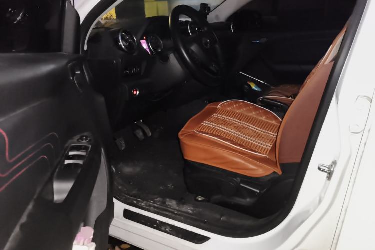 Used Soueast DX3 2018 1.5L Manual Luxury Model Driver Seat